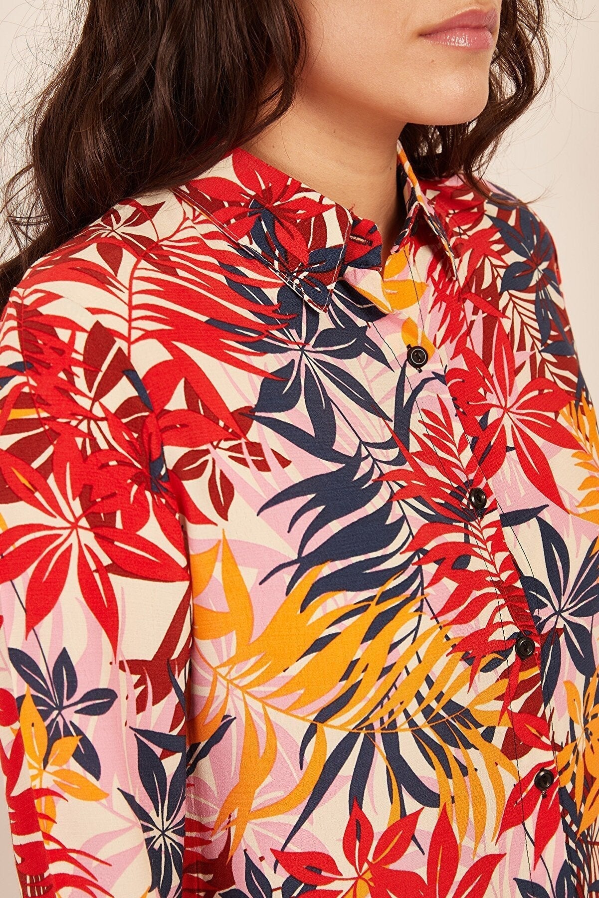 RED FLOWER PATTERN SHIRT - WOMEN