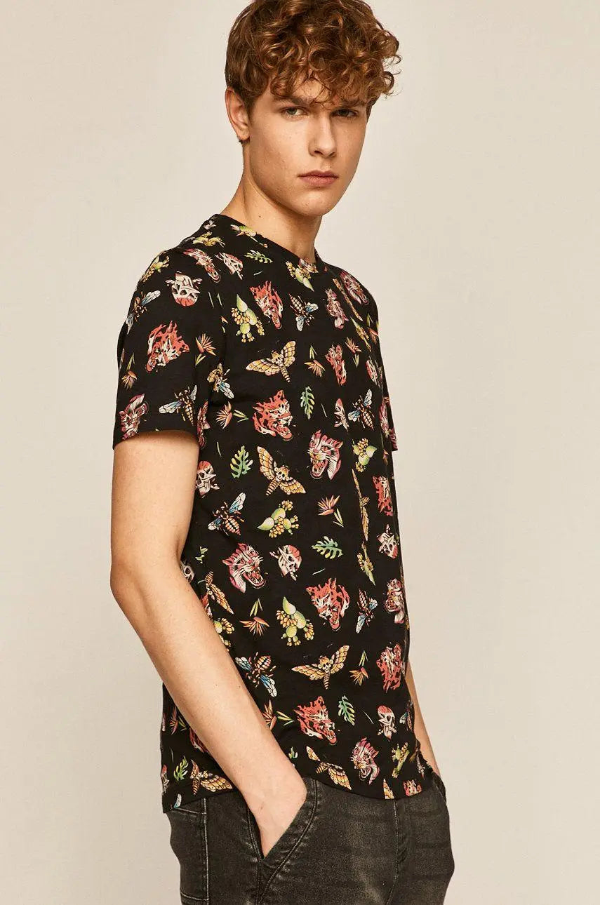 Men Black Printed Round Neck T-shirt