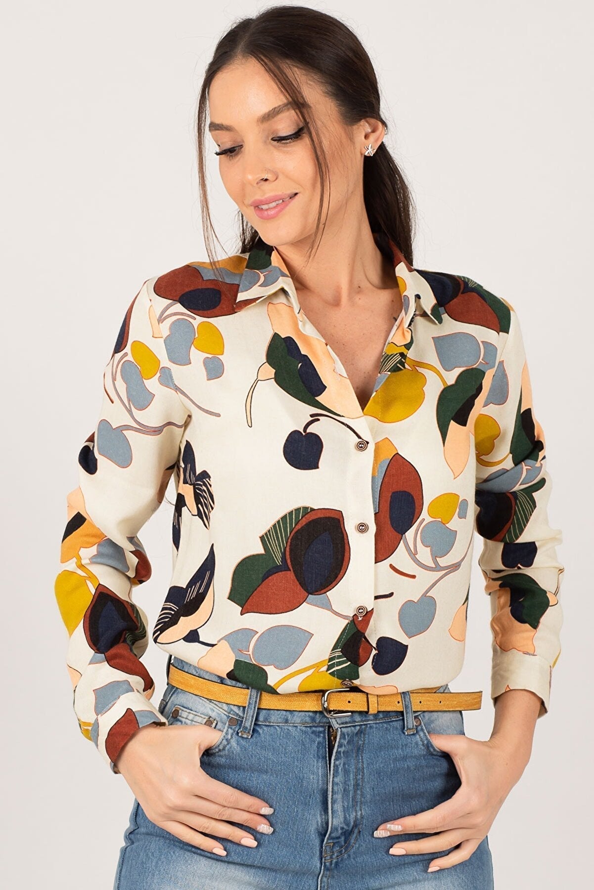 WHITE VECTOR FLORAL SHIRT -WOMEN