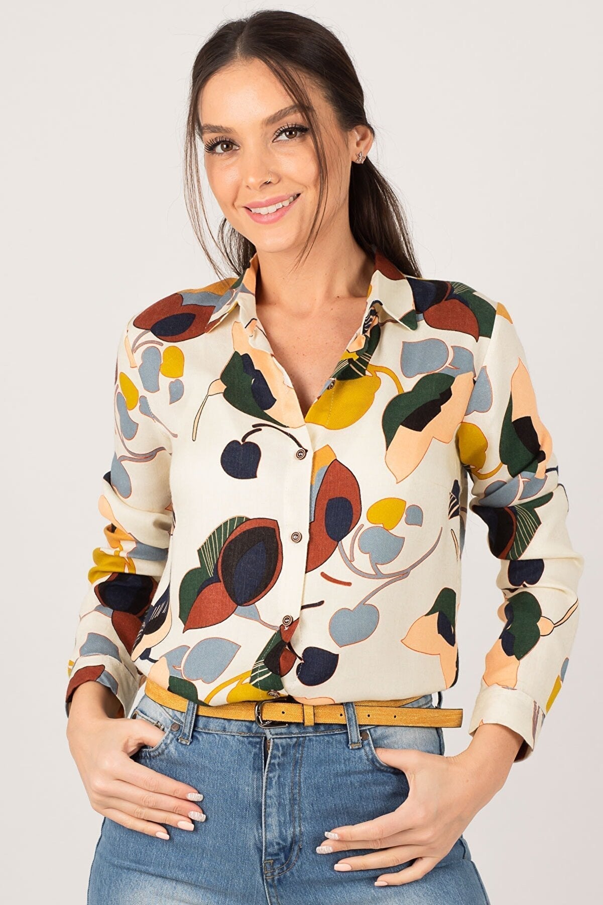 WHITE VECTOR FLORAL SHIRT -WOMEN