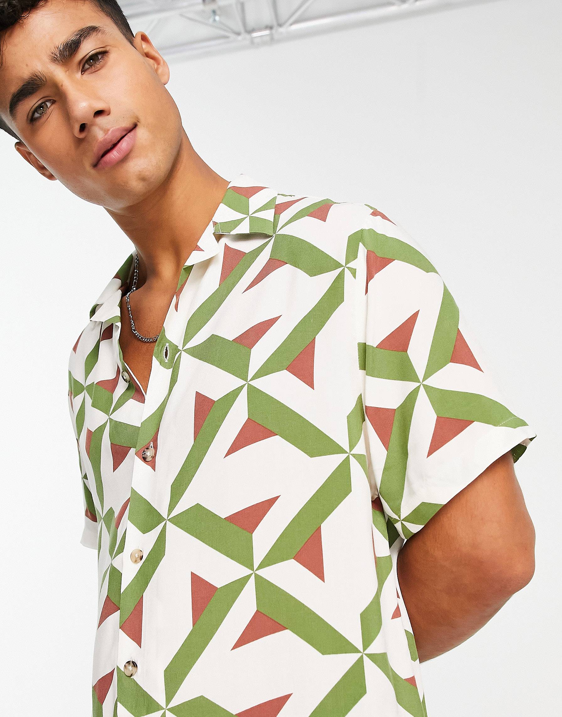 Green Element Pattern Printed Shirts