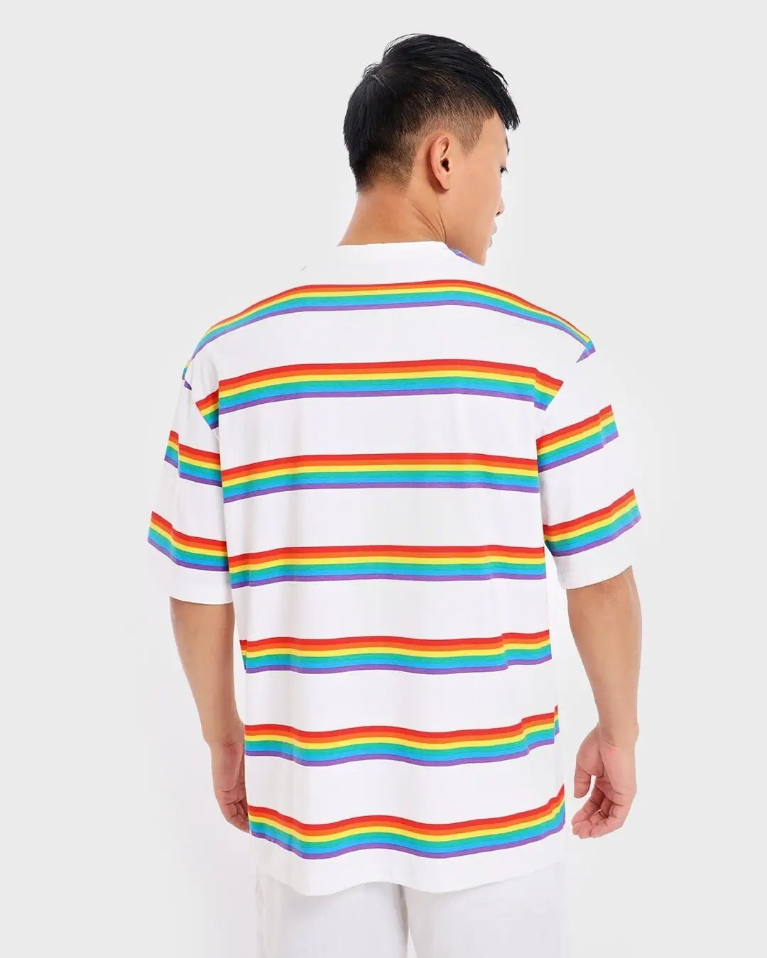 Men Colorful Lining Printed Round Neck T-shirt